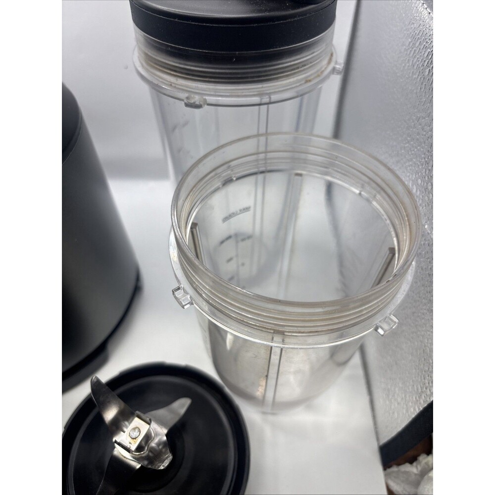 Ninja Nutri Blender Pro Auto IQ 1000 Watts BN400 & 2 Cups - Picture 14 of 16